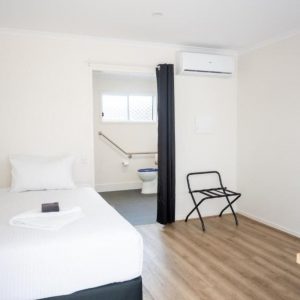 single-room-disability-access-petrie-mill-motel