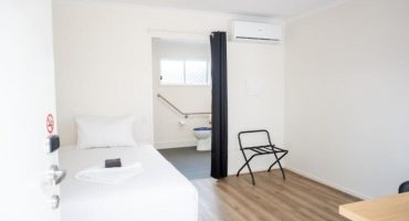 single-room-disability-access-petrie-mill-motel